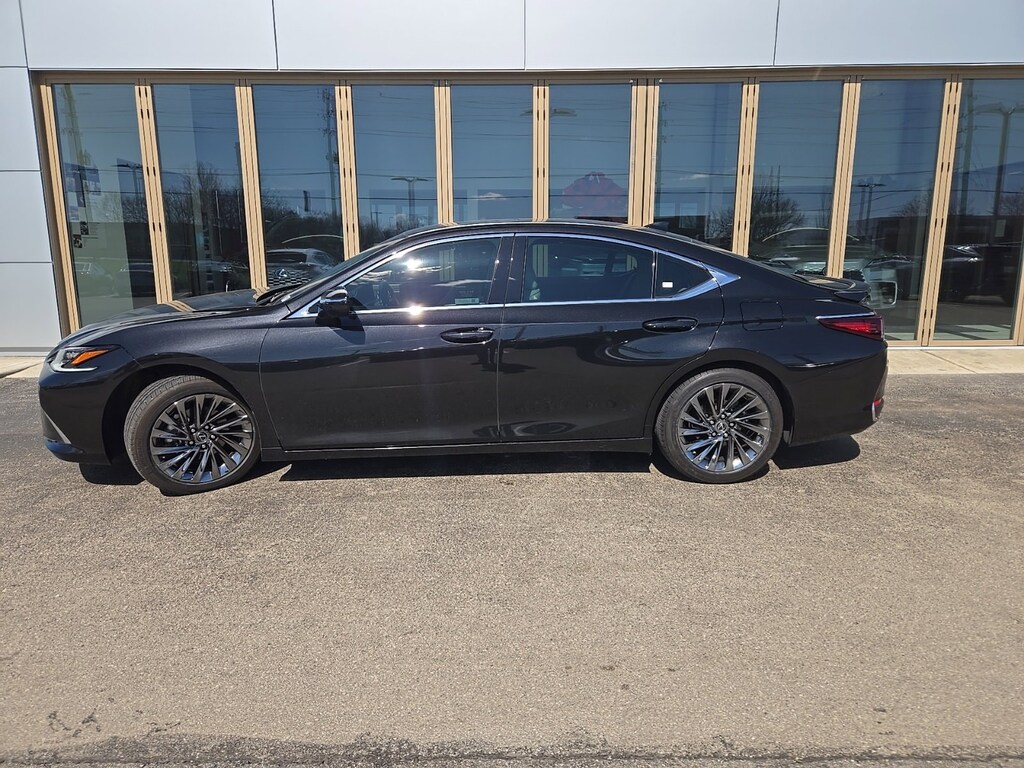 Certified 2025 Lexus ES 300h Ultra Luxury Sedan