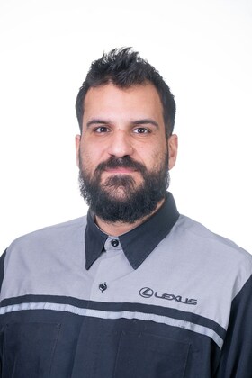 Staff member Ali F. from ecf05b881bb7