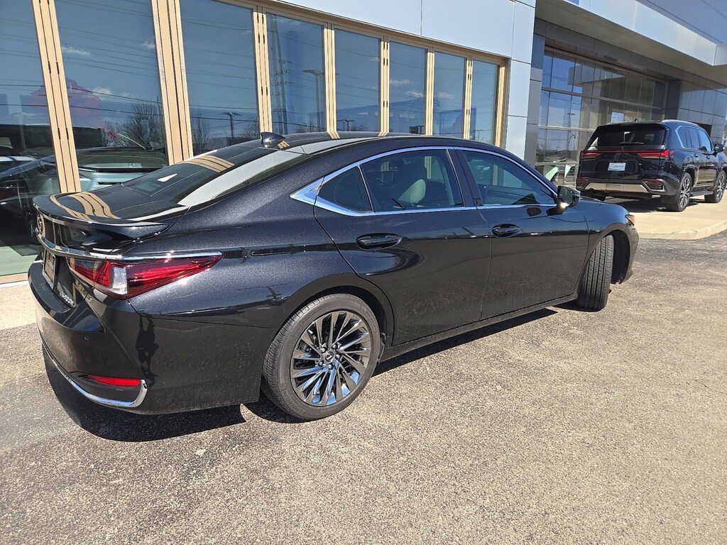 Certified 2025 Lexus ES 300h Ultra Luxury Sedan