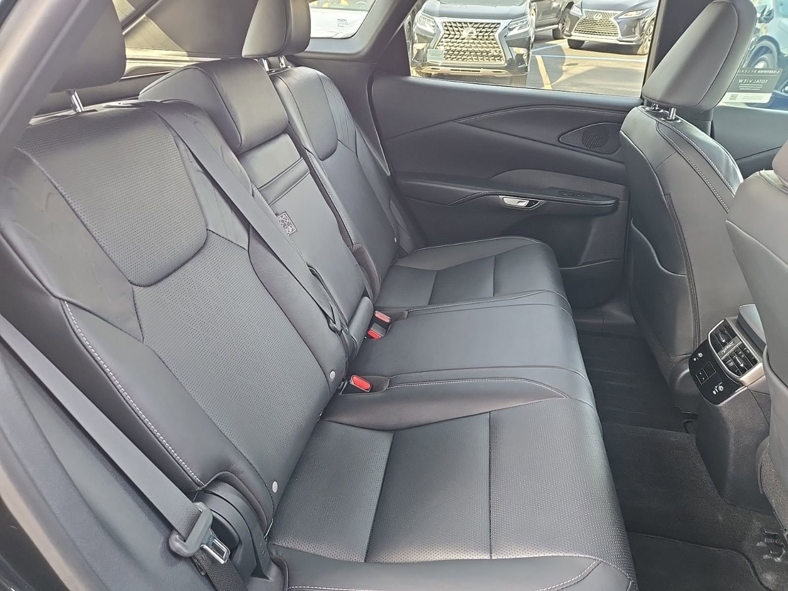 2024 Lexus RX 350 - Photo 27
