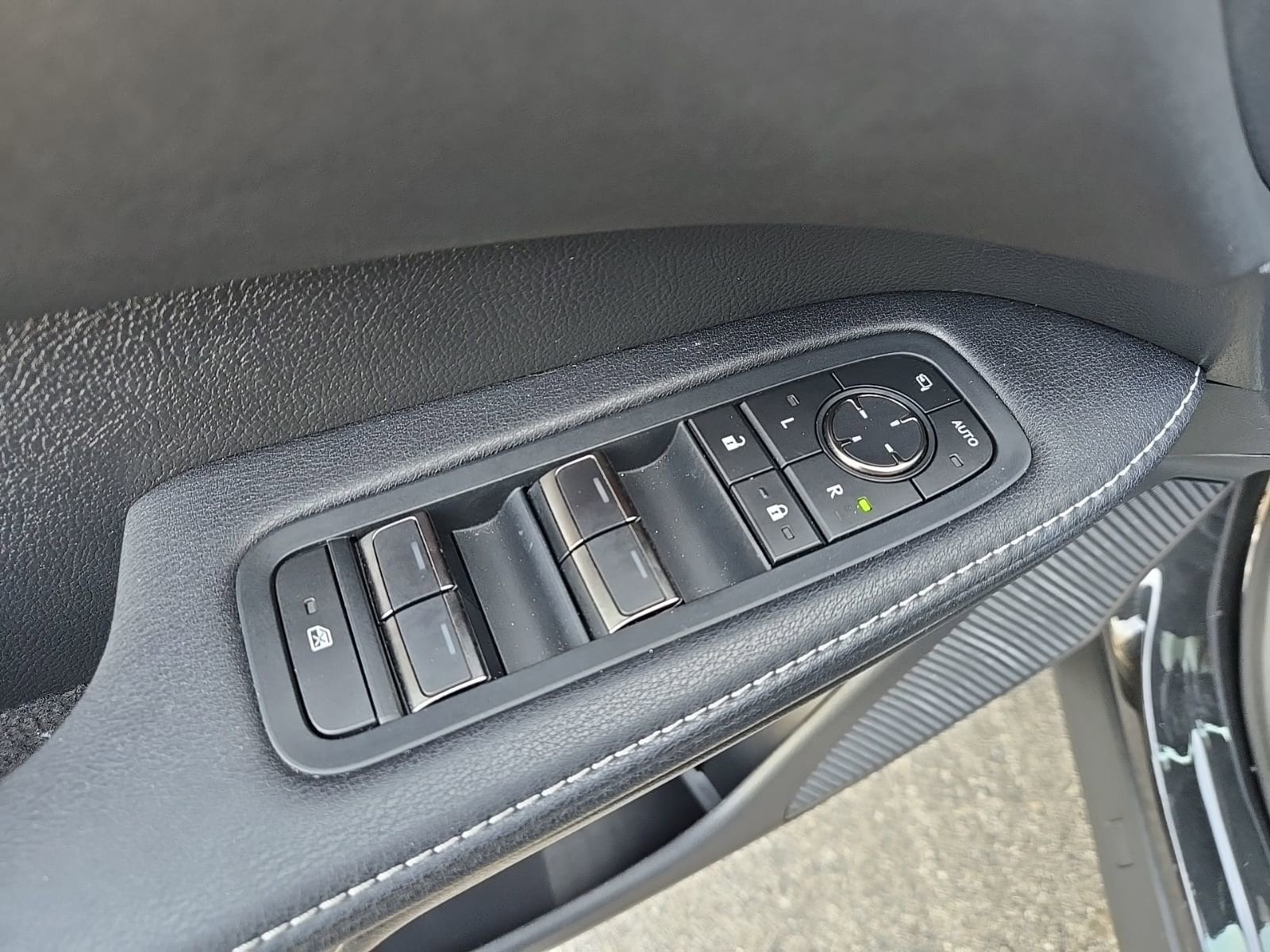 2024 Lexus RX 350 - Photo 22