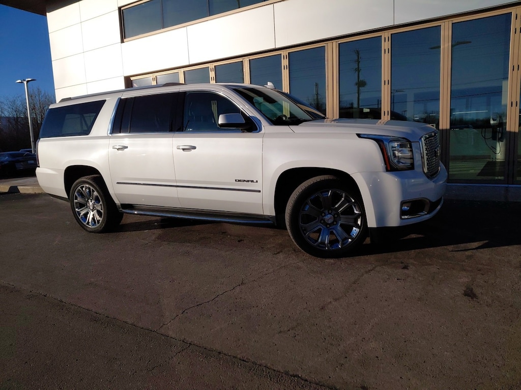 Used 2017 GMC Yukon XL Denali SUV