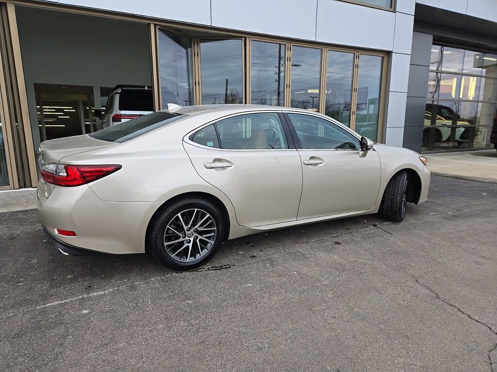 Used 2016 Lexus ES 350 Sedan