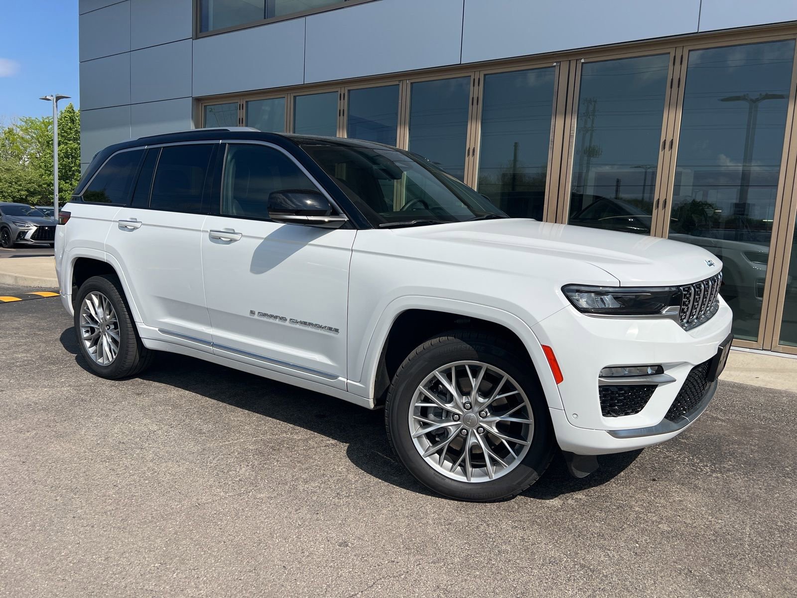 Used 2022 Jeep Grand Cherokee Summit Reserve 4xe with VIN 1C4RJYE68N8747323 for sale in Indianapolis, IN