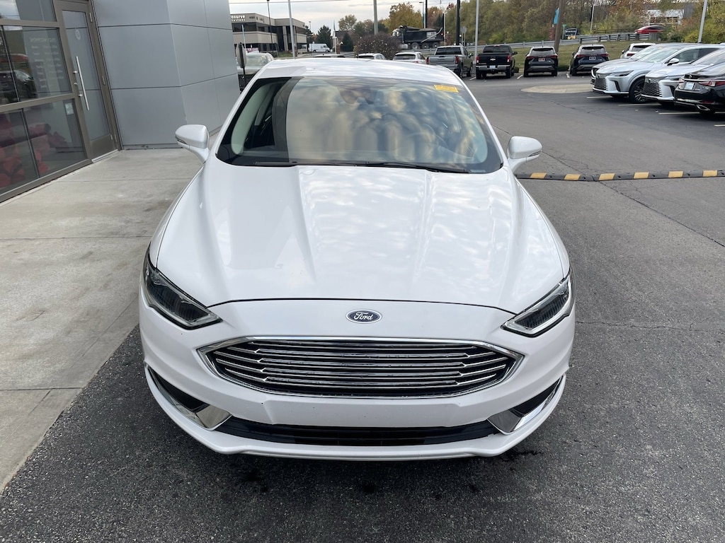 Used 2018 Ford Fusion Hybrid SE Sedan