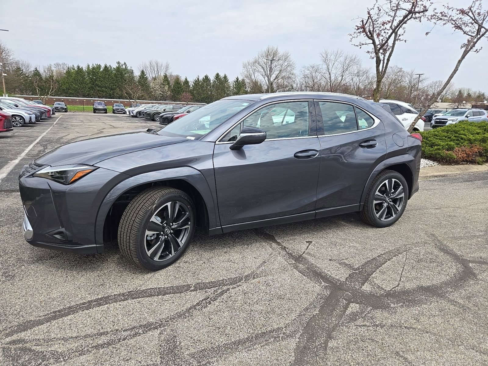 2026 Lexus UX Hybrid 300h Premium - Photo 15