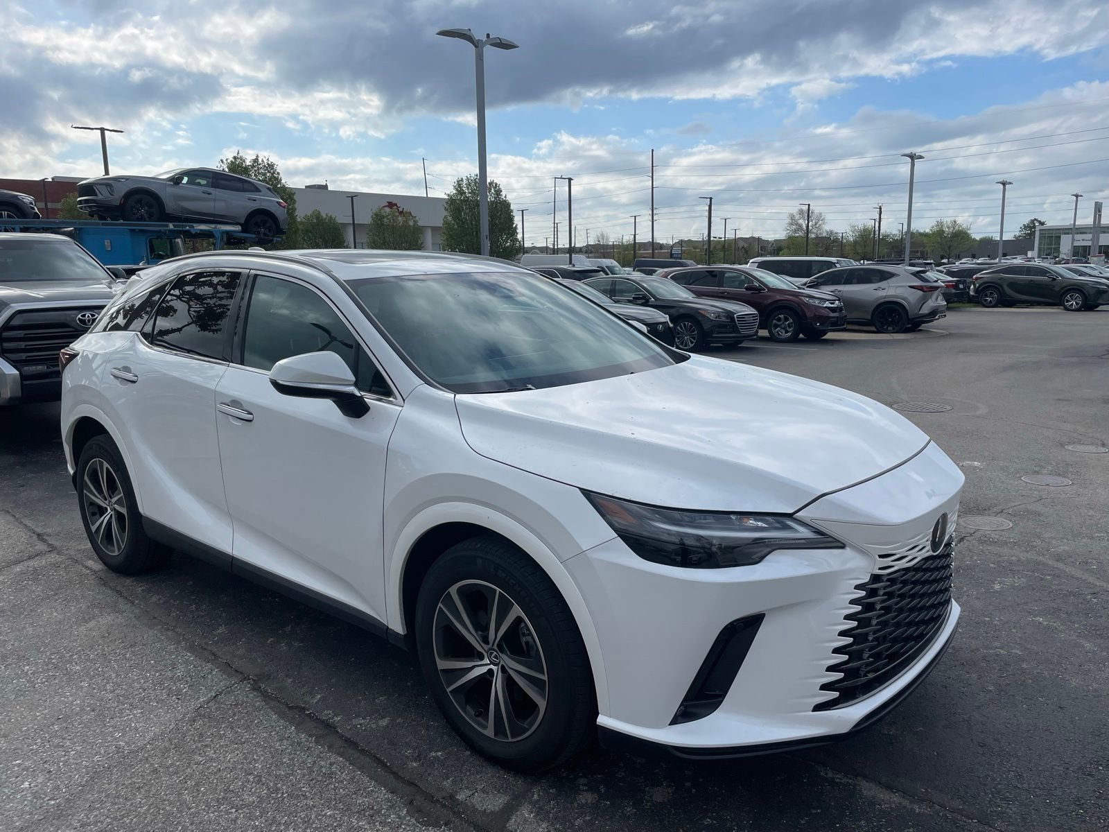 Vehicle Image 2