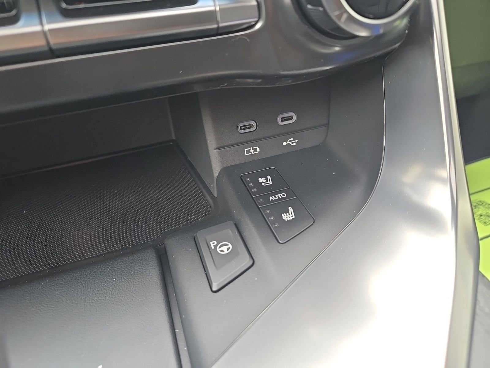 2026 Lexus LX 700h Luxury - Photo 40