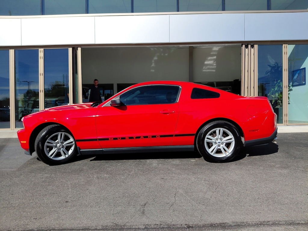 Used 2012 Ford Mustang V6 Coupe