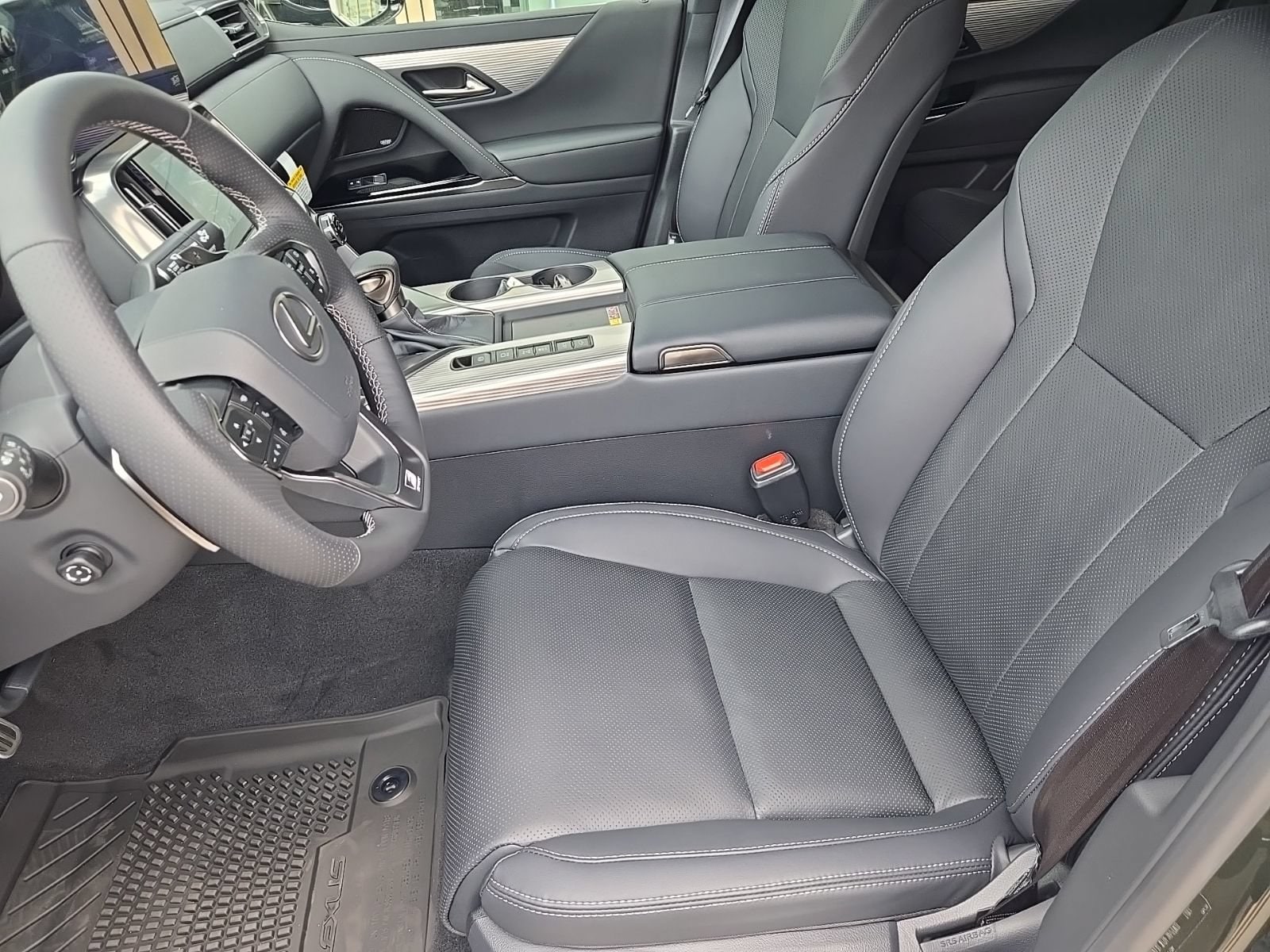 2026 Lexus LX 600 F-Sport - Photo 24