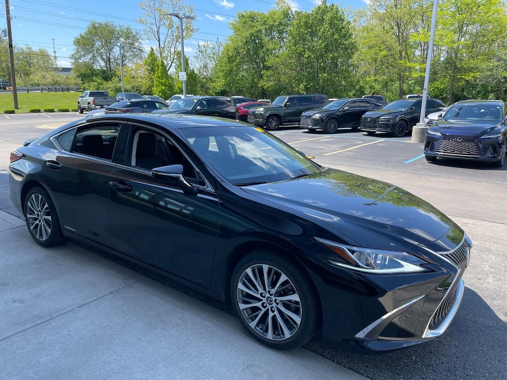 Used 2019 Lexus ES 300h Sedan