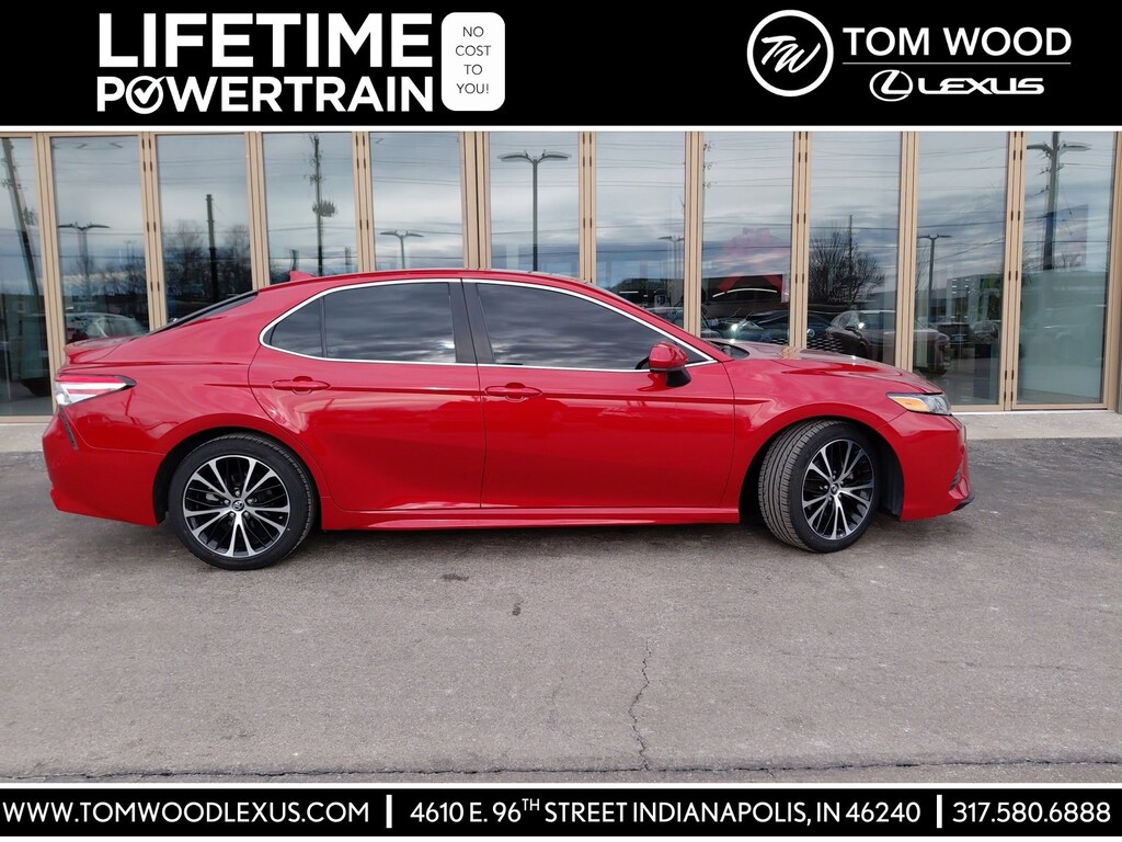 Used 2020 Toyota Camry SE Sedan