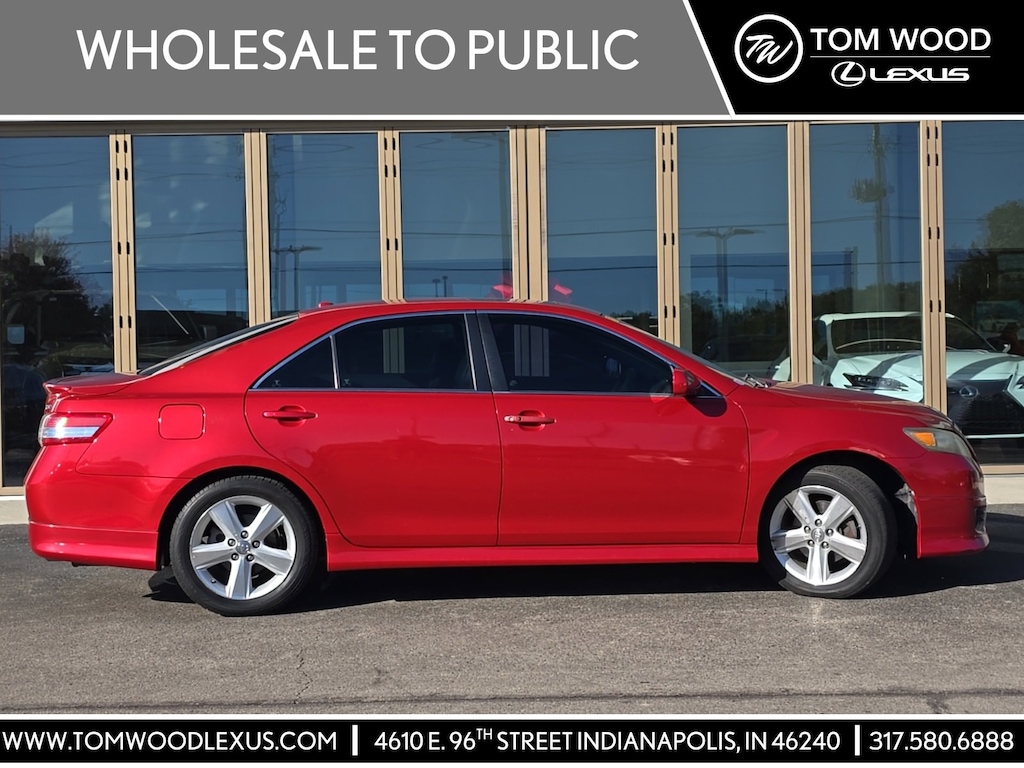 Used 2010 Toyota Camry SE Sedan