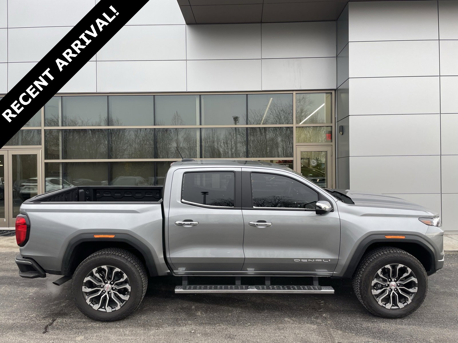 2025 GMC Canyon Denali's photo