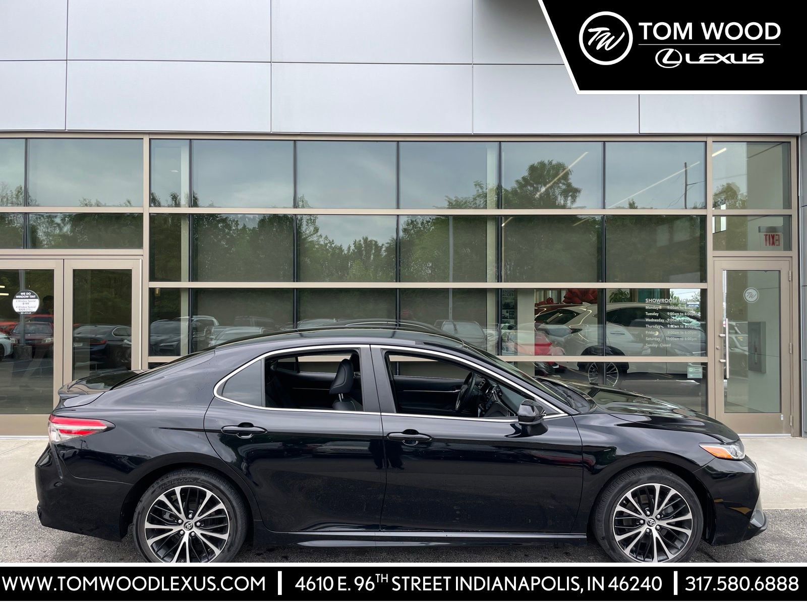 2018 Toyota Camry 2.5 Auto SE's photo