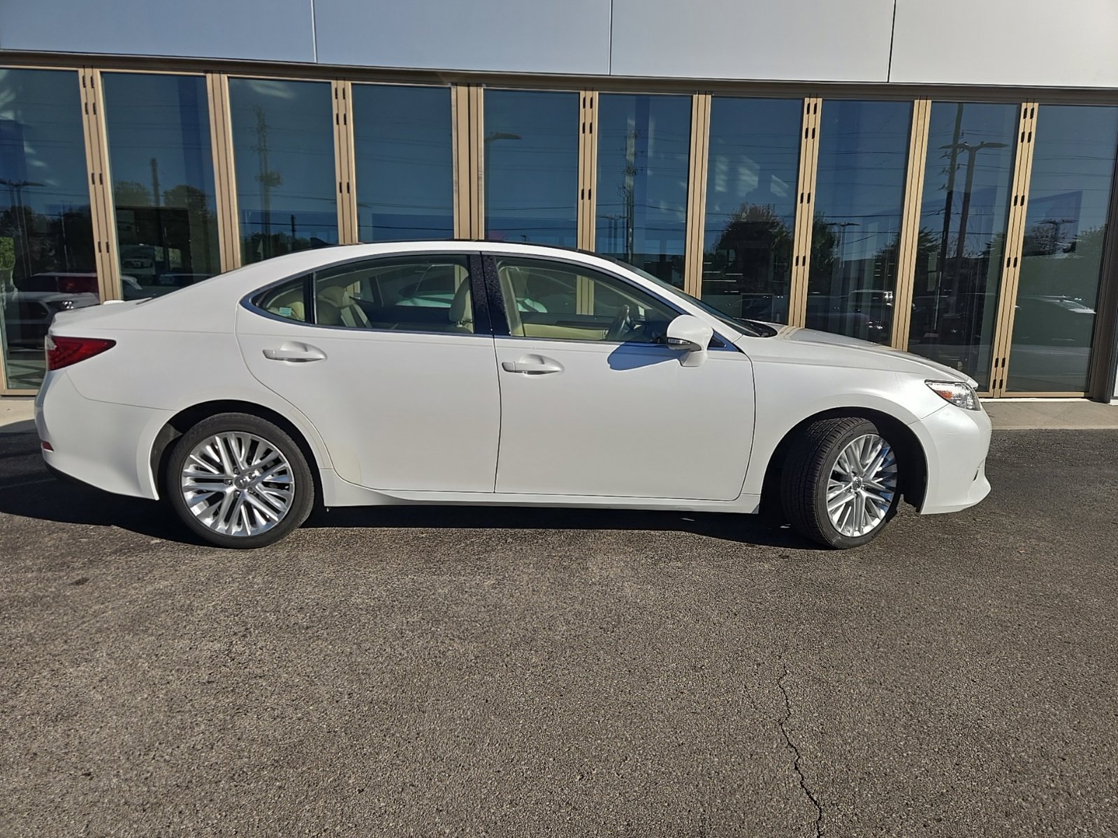 2014 Lexus ES