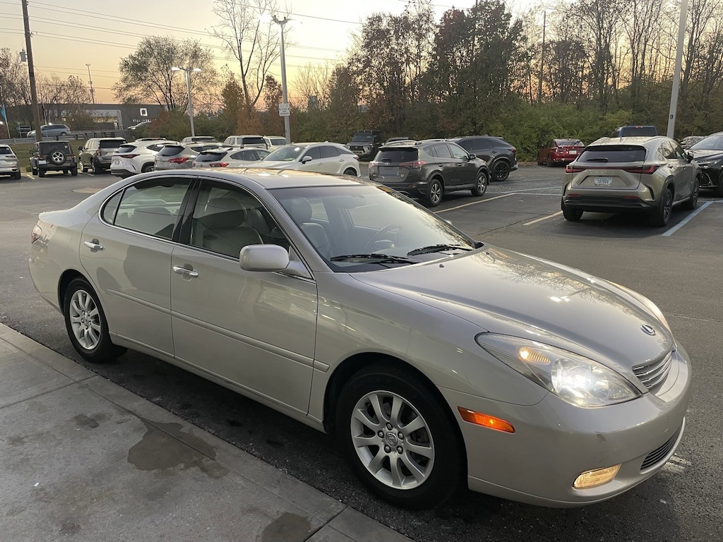 Used 2004 Lexus ES 330 Sedan