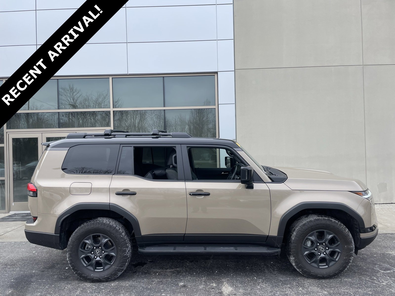 2024 Lexus GX Overtrail's photo