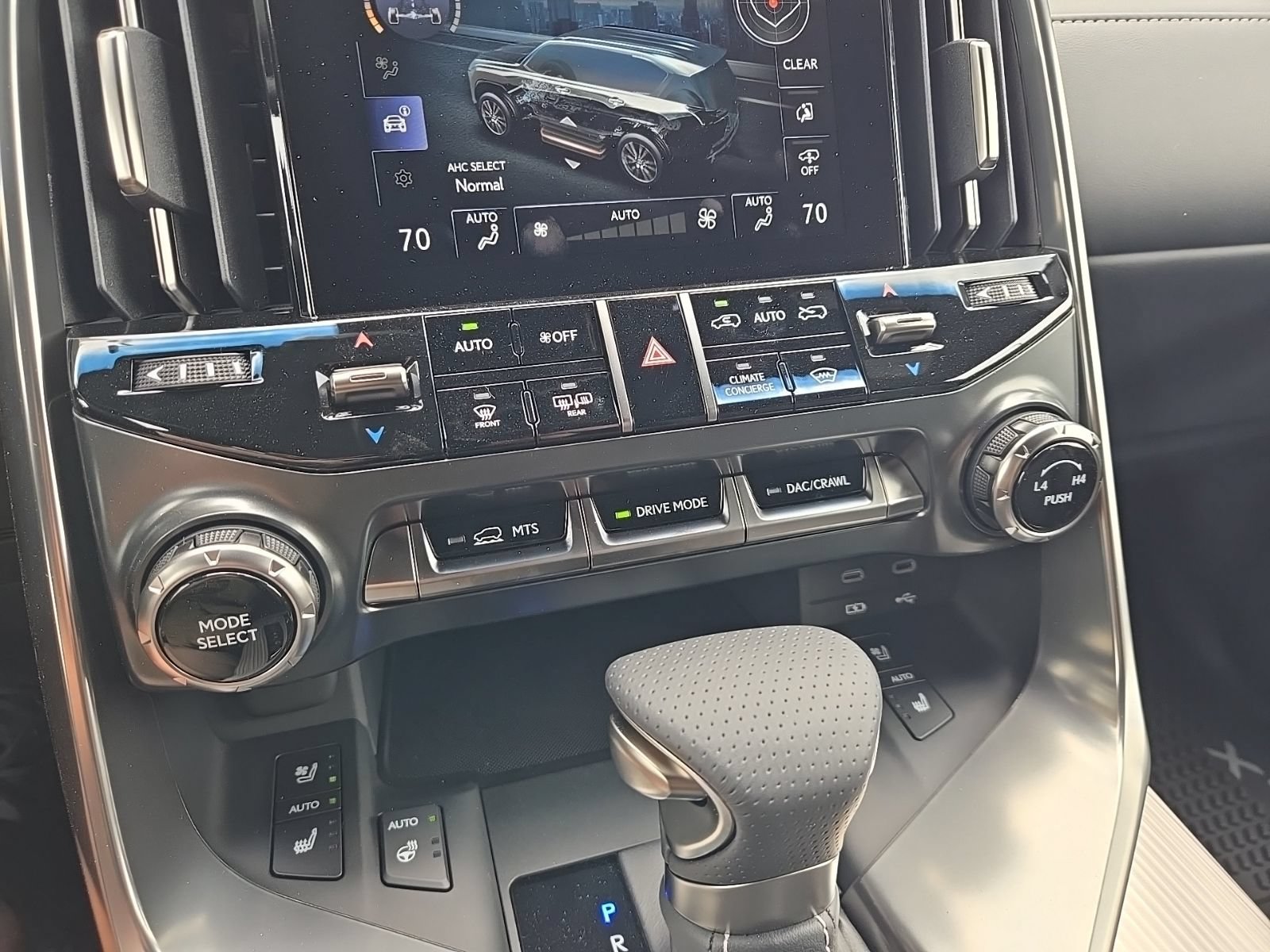 2026 Lexus LX 600 F-Sport - Photo 48