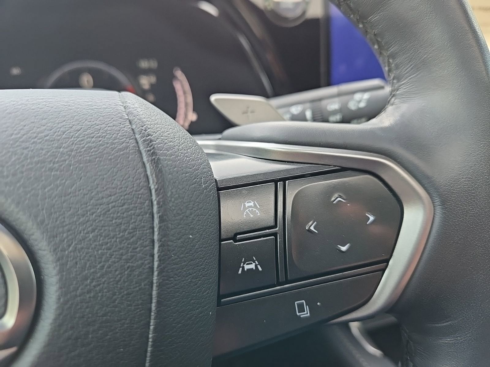 2024 Lexus RX 350 - Photo 37