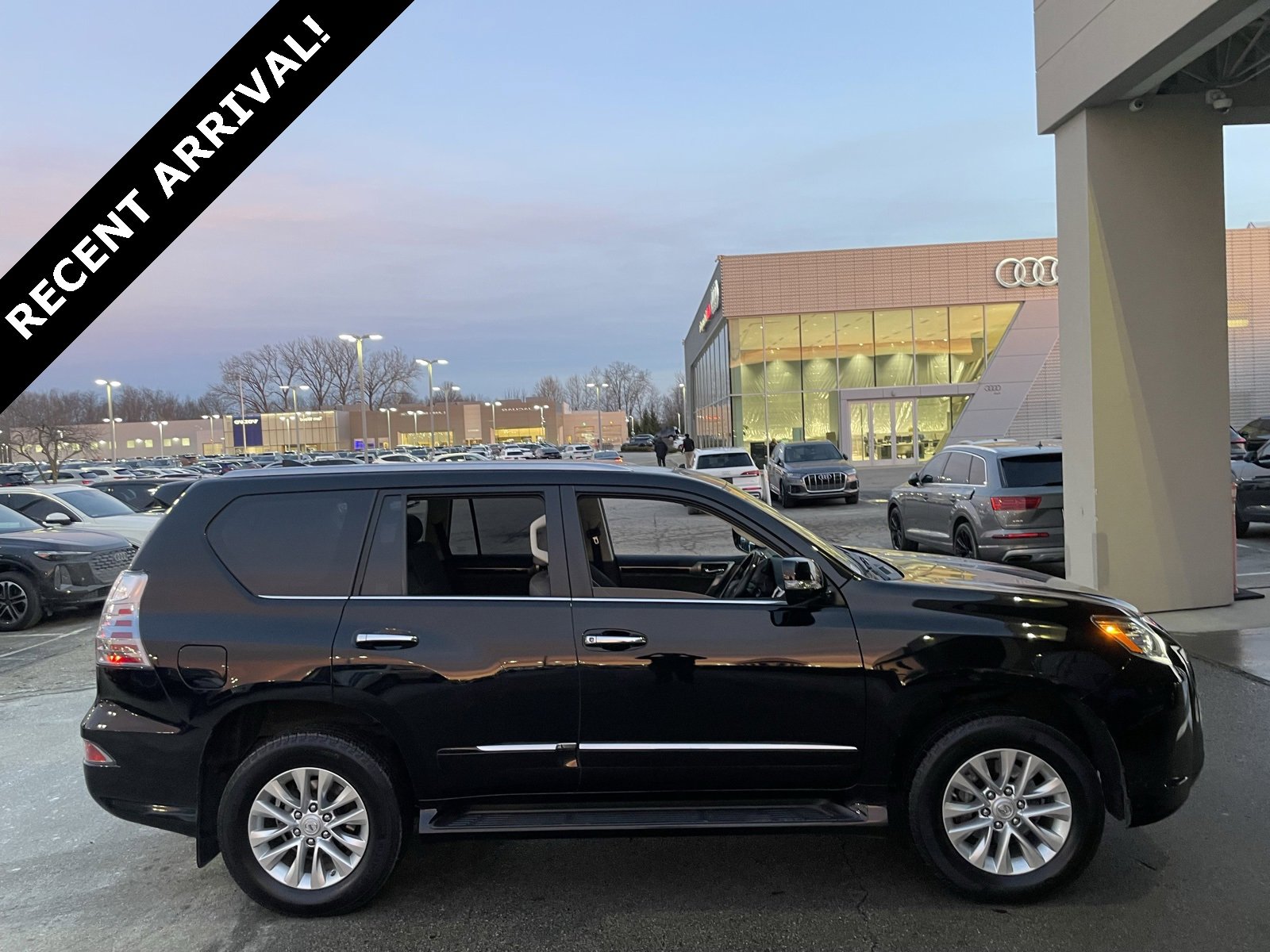 2019 Lexus GX Base's photo