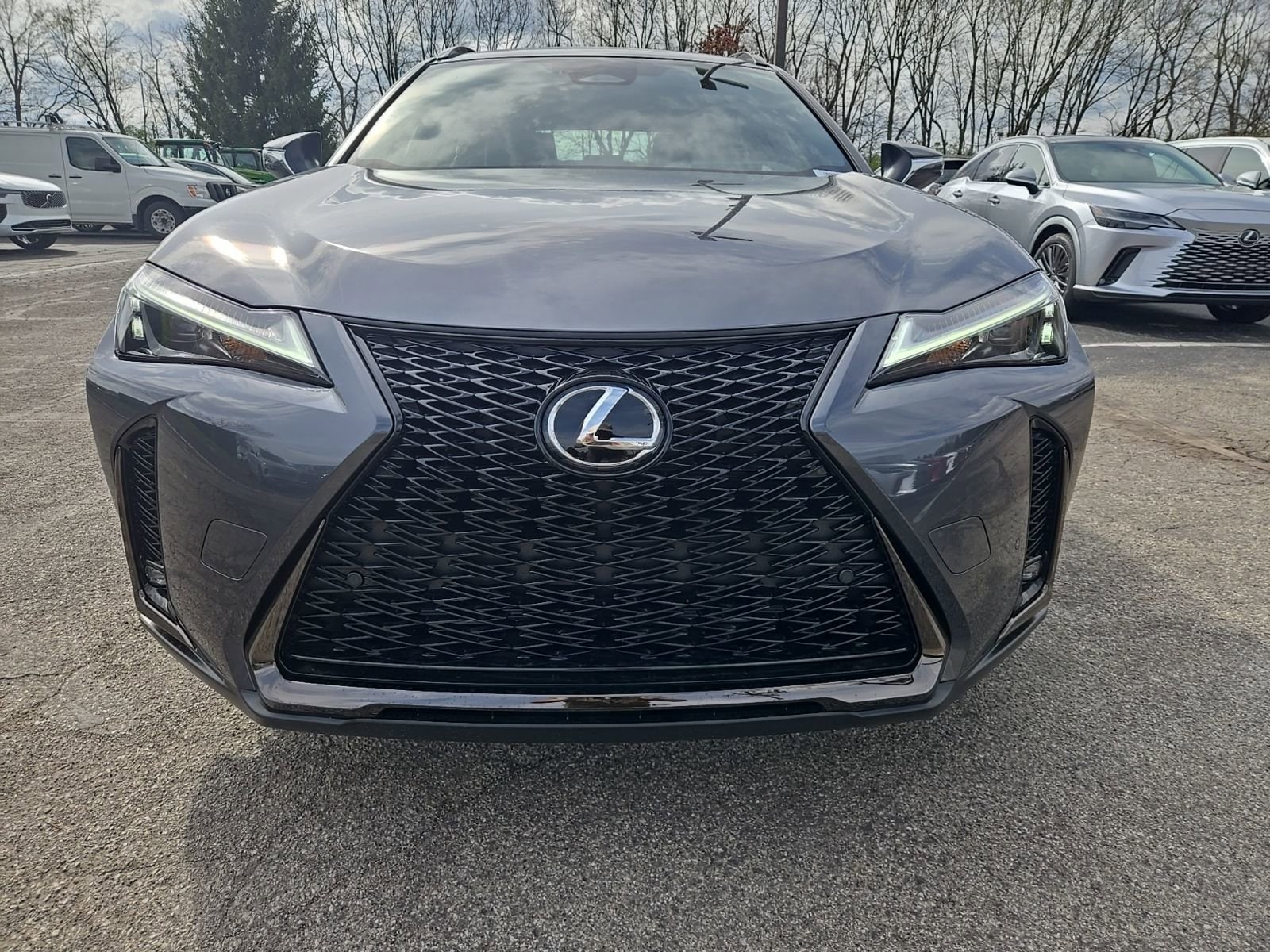 2026 Lexus UX Hybrid 300h F Sport Design - Photo 4