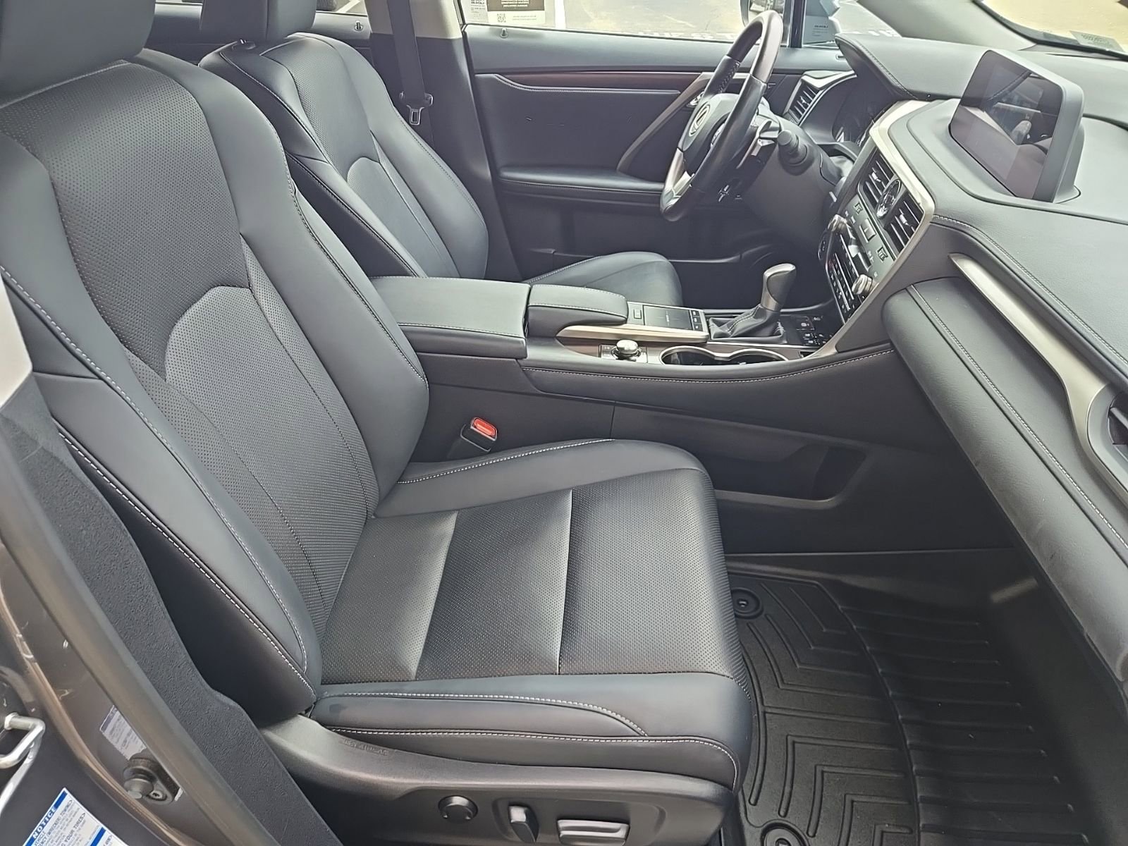 2021 Lexus RX Hybrid 450h - Photo 28
