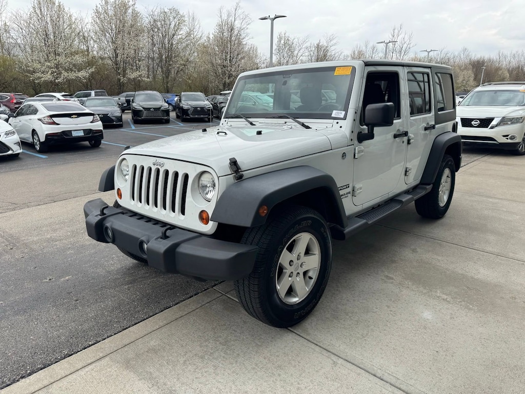 Used 2013 Jeep Wrangler Unlimited Sport SUV
