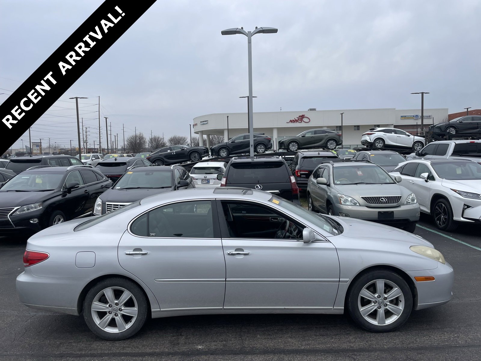 2005 Lexus ES 330's photo