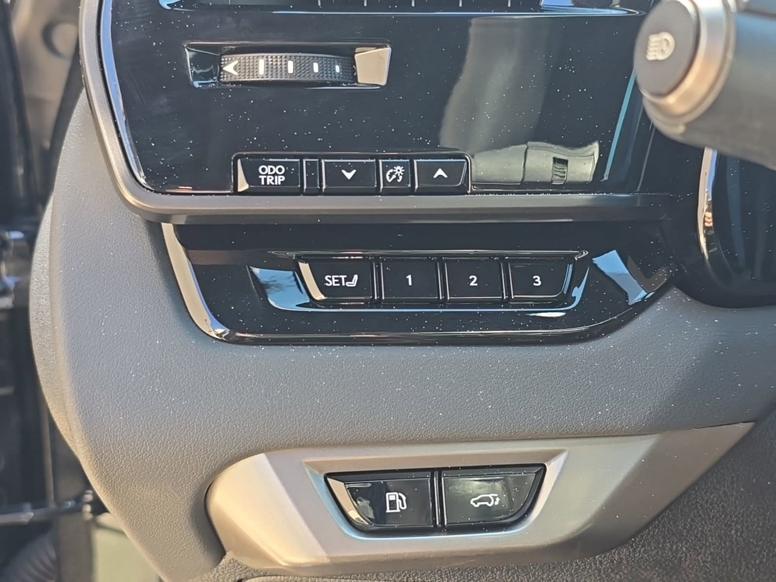 2024 Lexus RX 350 - Photo 16