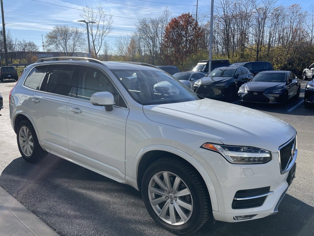 Used 2016 Volvo XC90 T6 Momentum SUV