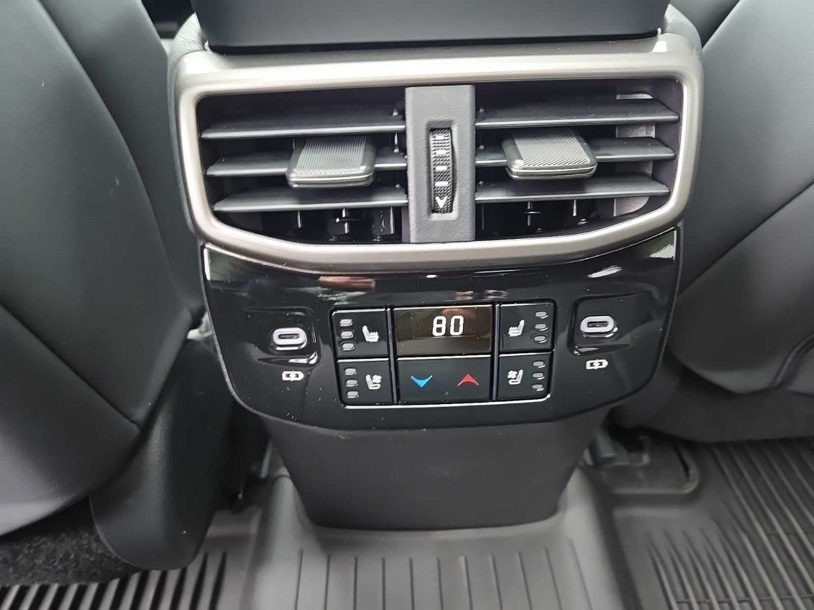 2026 Lexus RX 500h F-Sport - Photo 31