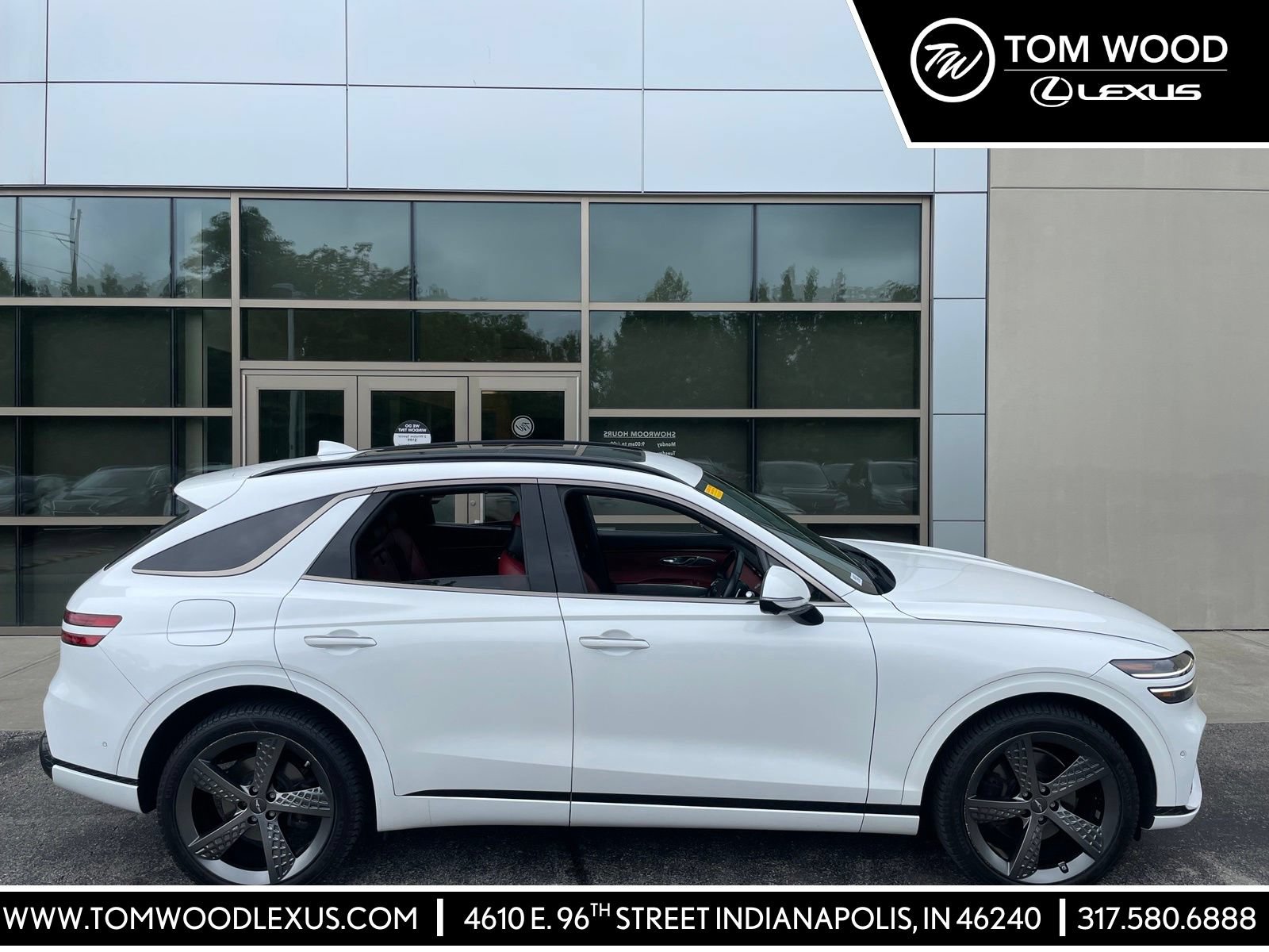 2022 Genesis GV70 2.5T Standard AWD's photo
