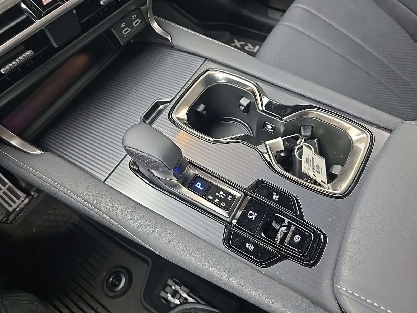 2026 Lexus RX 500h F-Sport - Photo 37