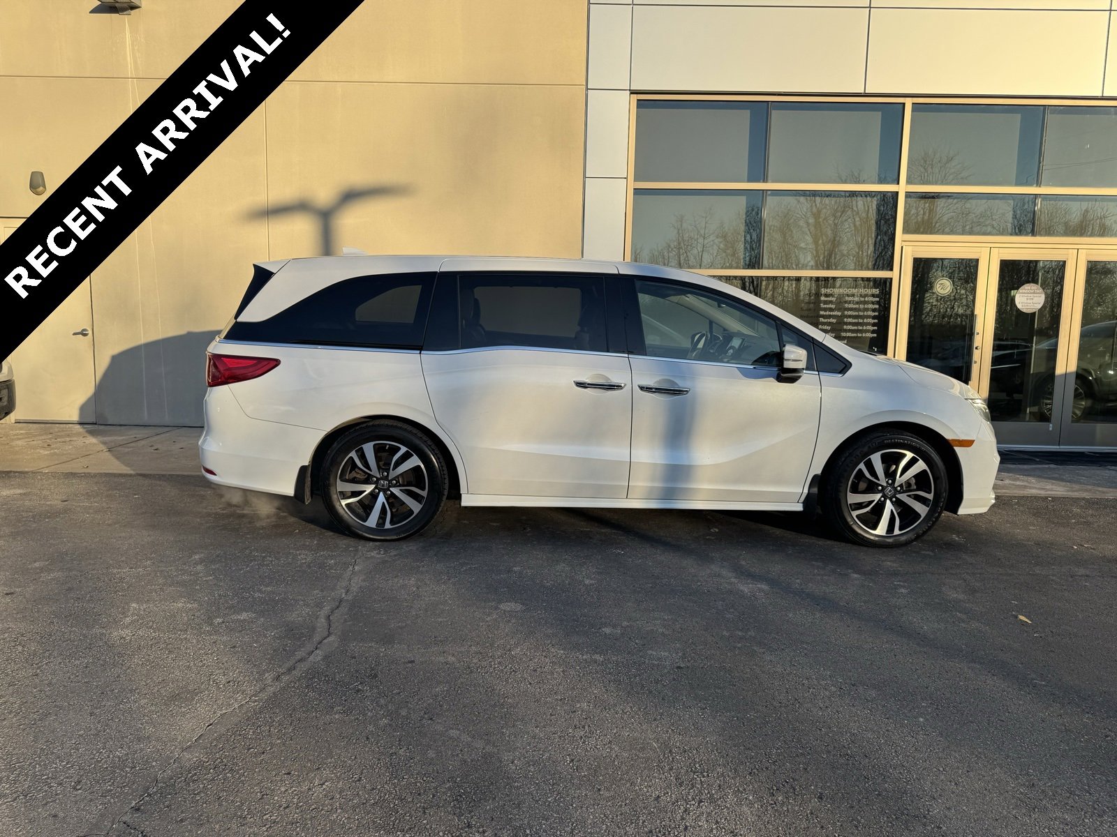 2020 Honda Odyssey Elite's photo