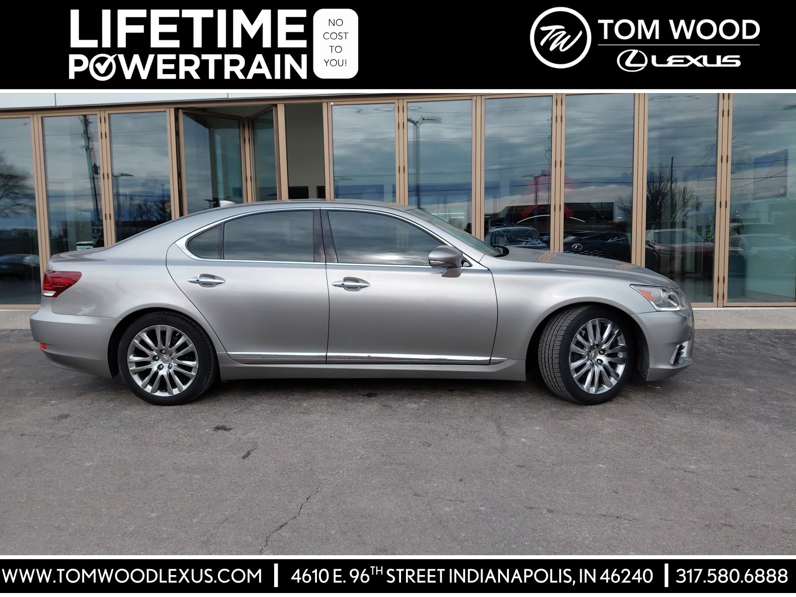 2016 Lexus LS Base's photo