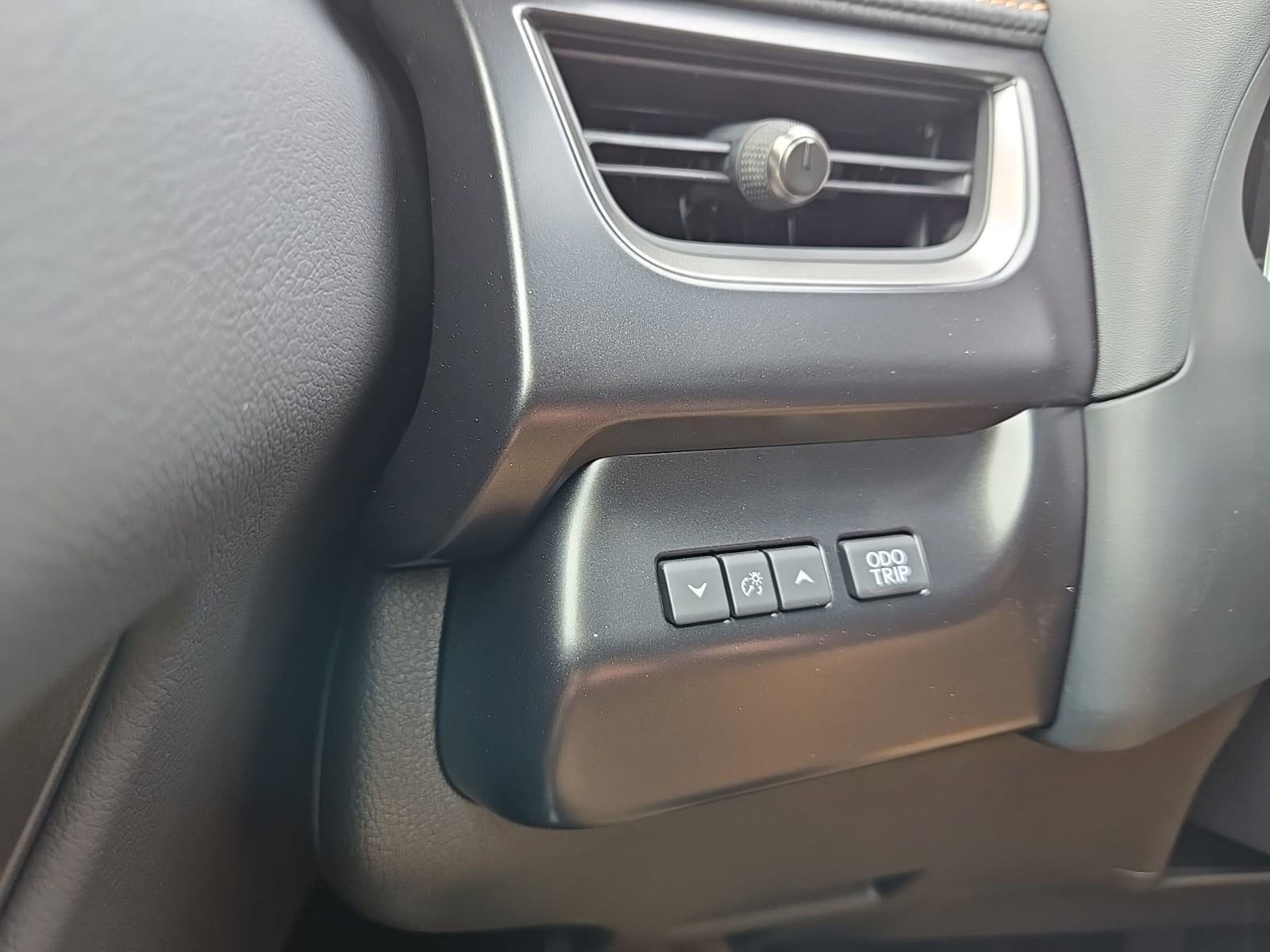 2026 Lexus UX Hybrid 300h Premium - Photo 36