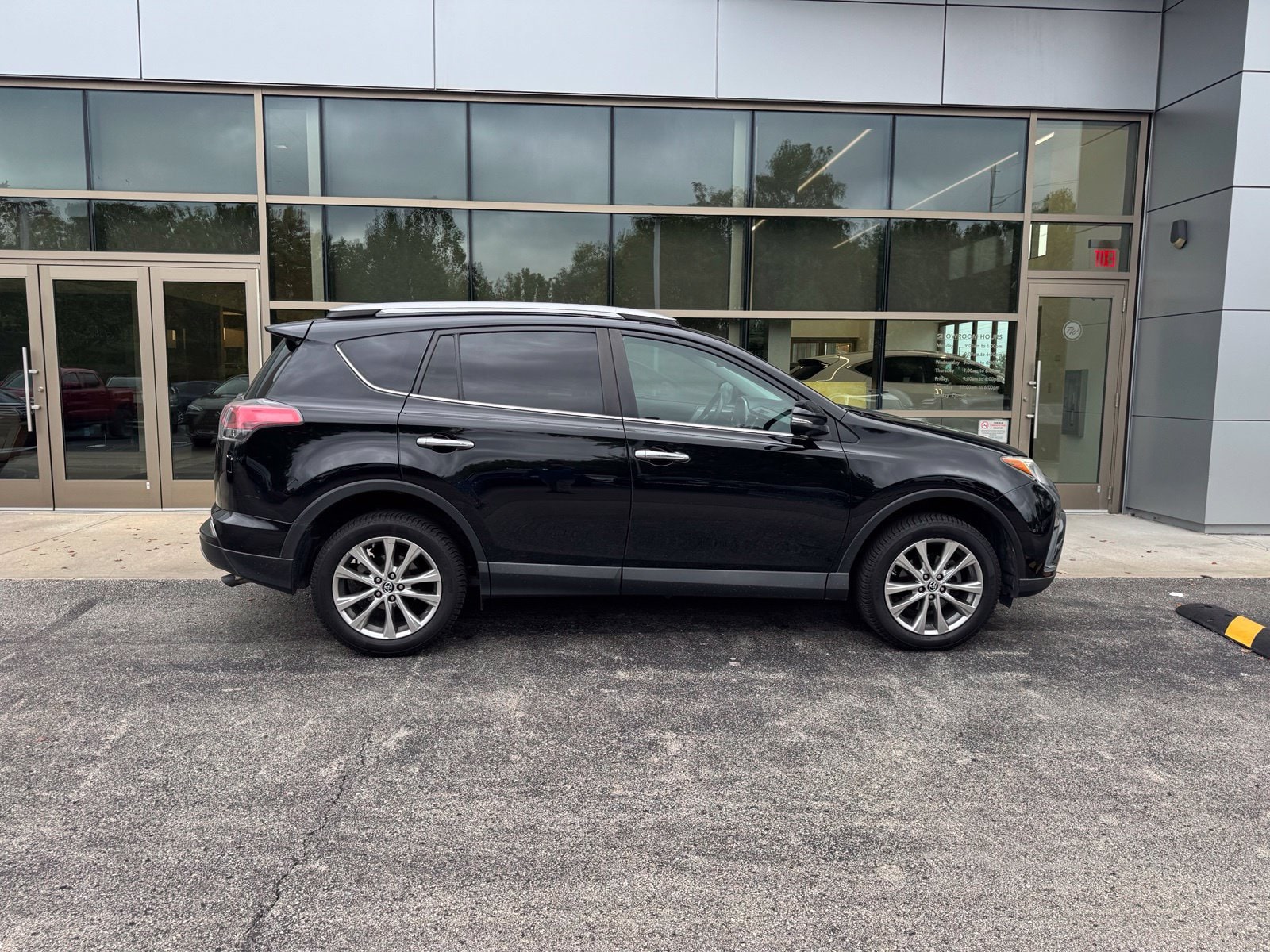 2017 Toyota RAV4