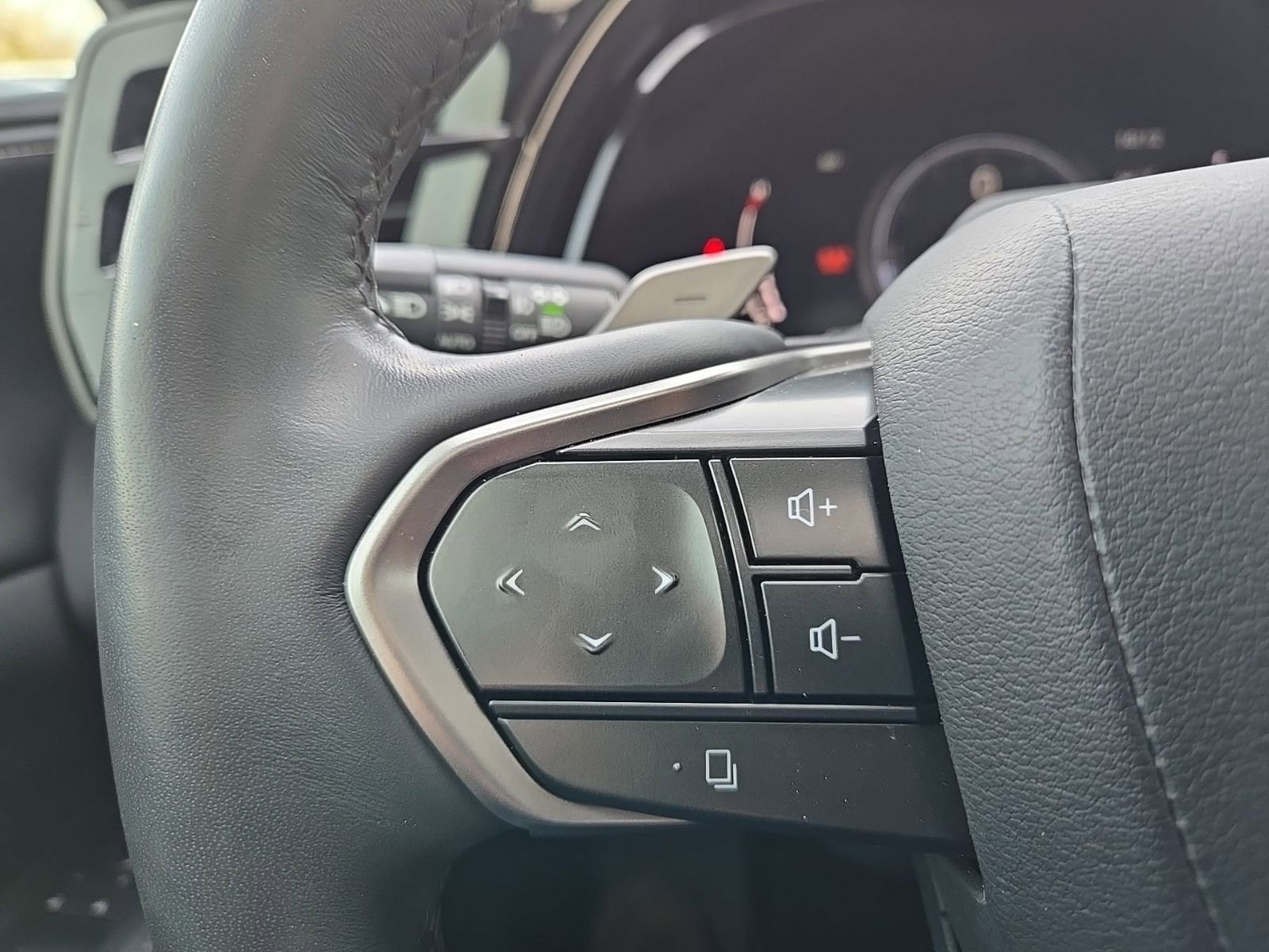 2024 Lexus RX 350 - Photo 36
