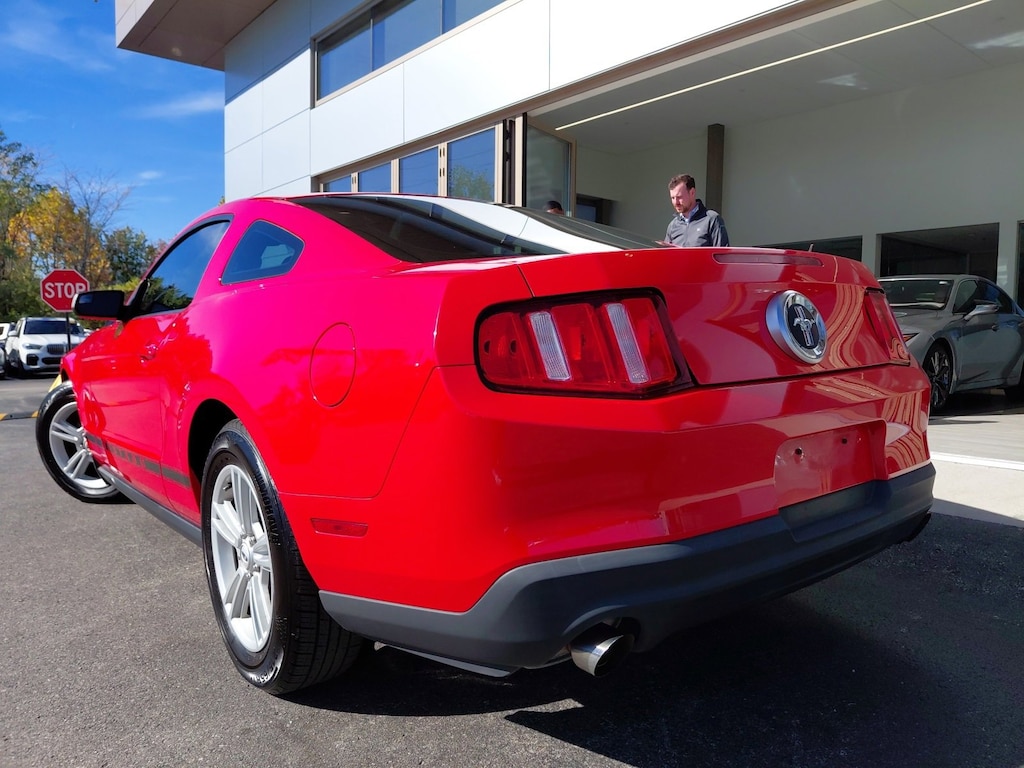 Used 2012 Ford Mustang V6 Coupe