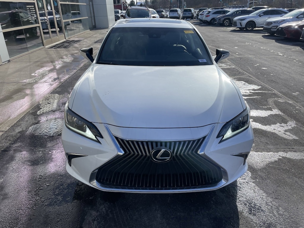 Used 2020 Lexus ES 350 Sedan