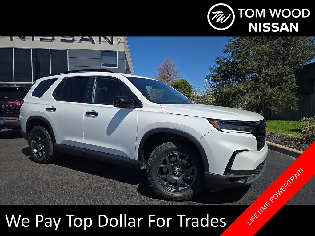 Used 2025 Honda Pilot TrailSport SUV