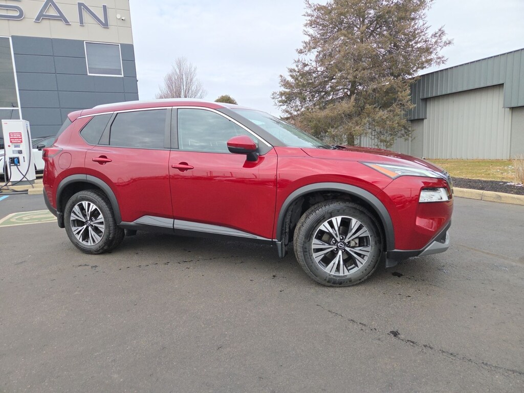 Used 2022 Nissan Rogue SV SUV