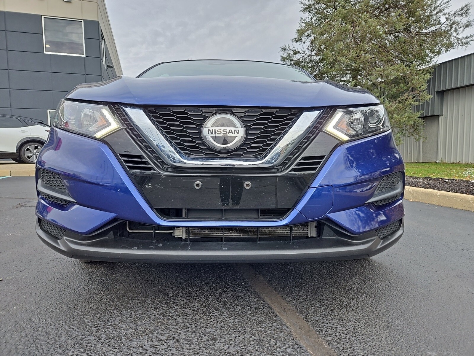 2021 Nissan Rogue Sport S photo 3