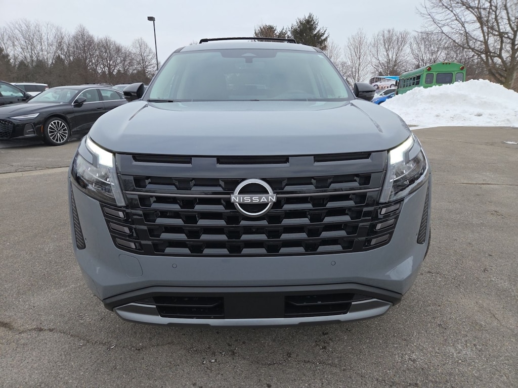 New 2026 Nissan Pathfinder Platinum SUV