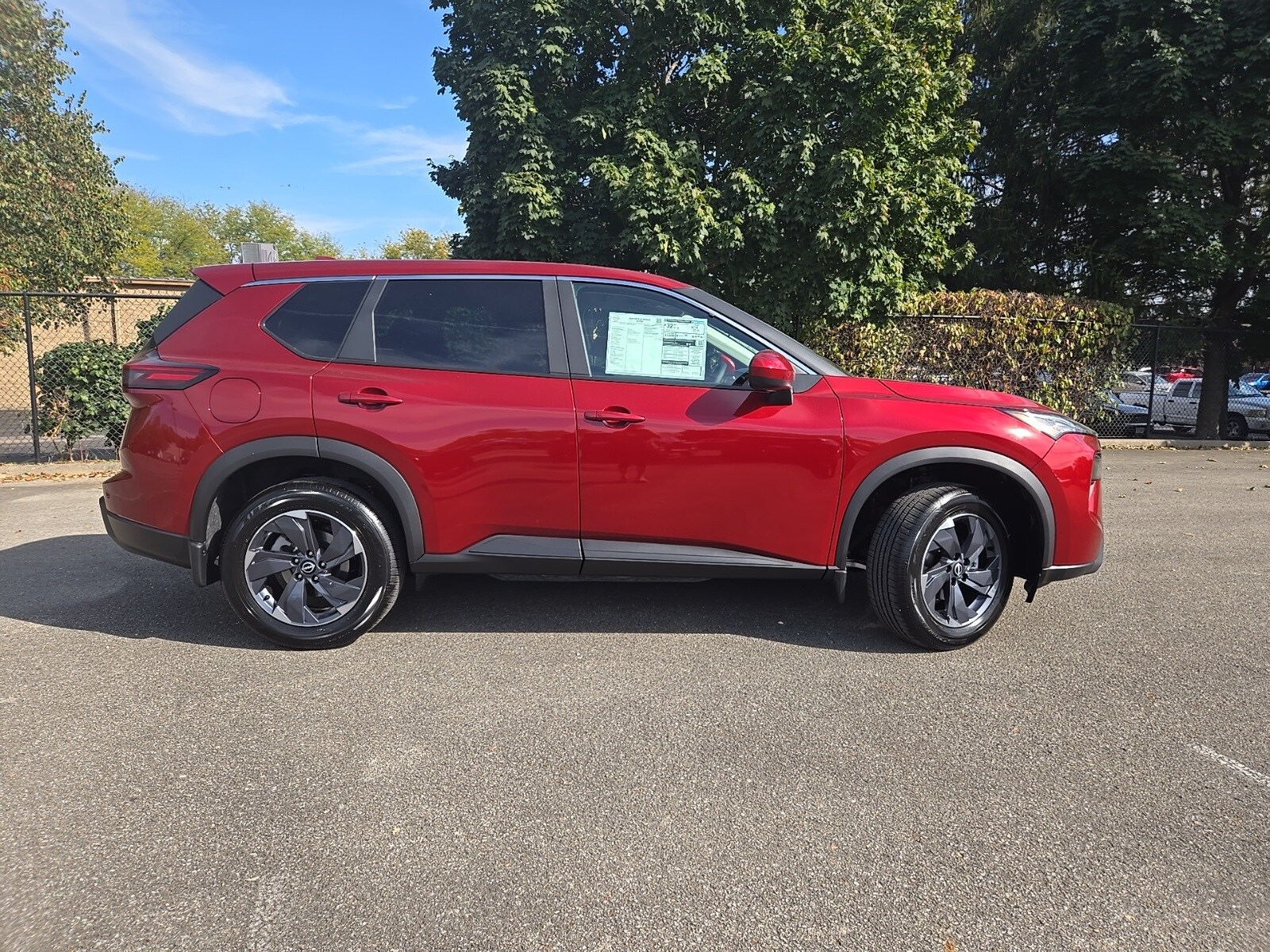 2026 Nissan Rogue SV photo 2