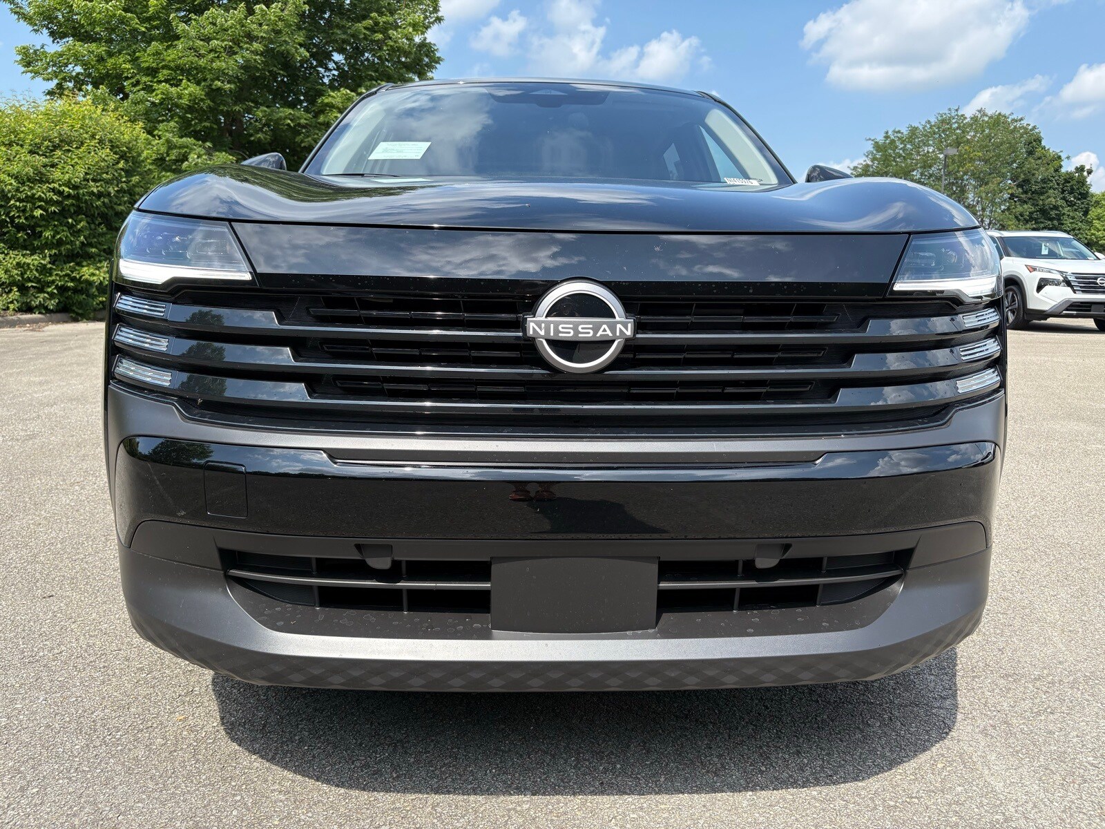 2025 Nissan Kicks SV photo 4