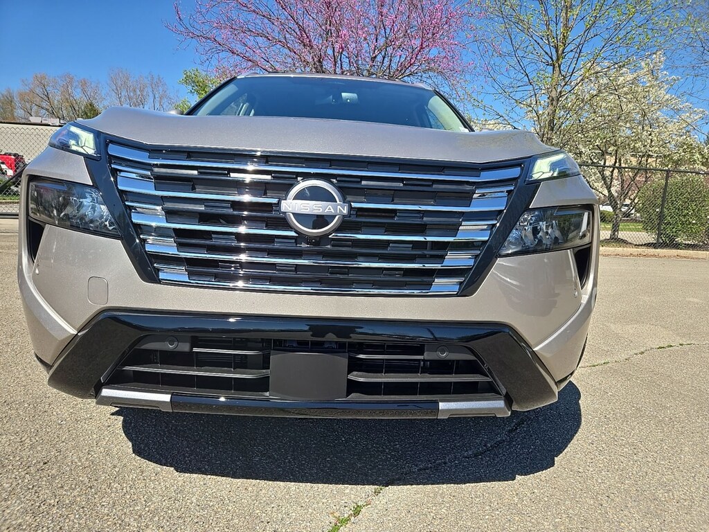 New 2026 Nissan Rogue Platinum SUV