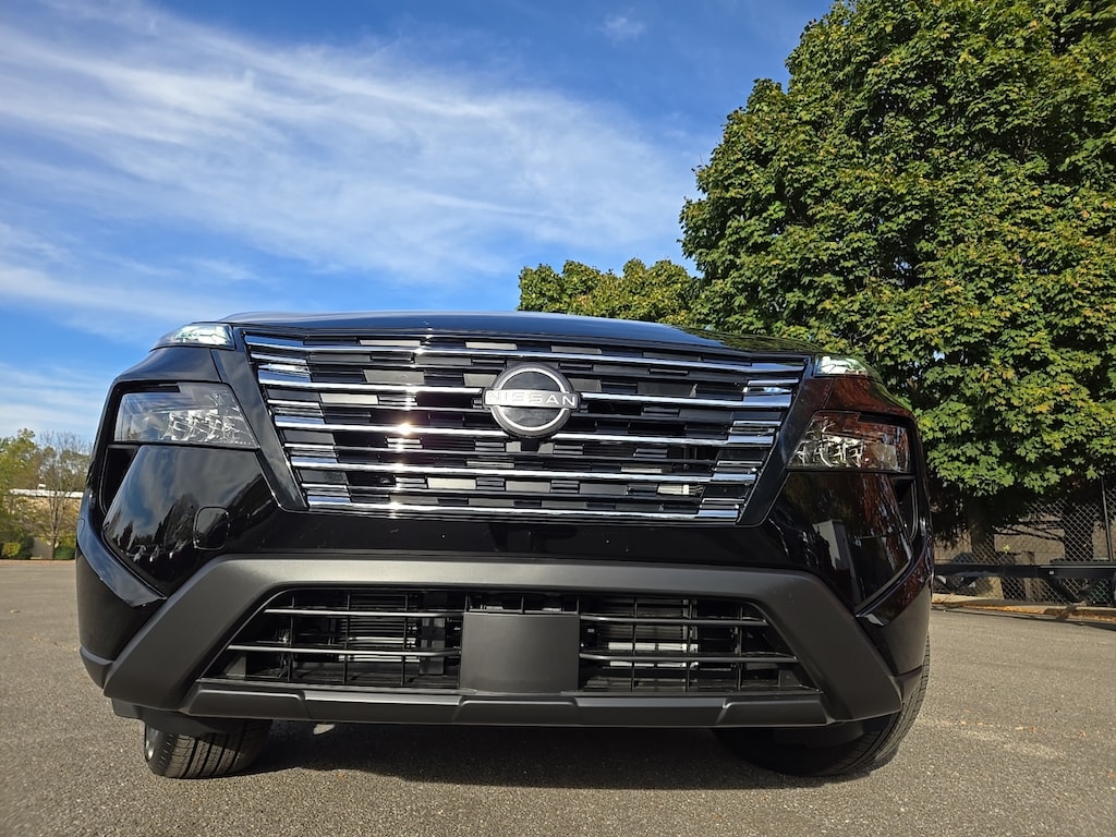 New 2026 Nissan Rogue SV SUV