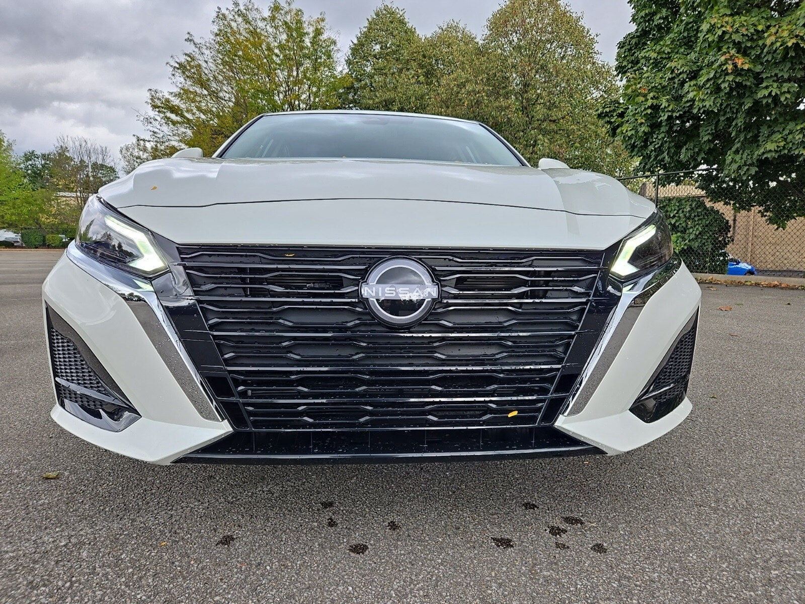 2025 Nissan Altima SV photo 3